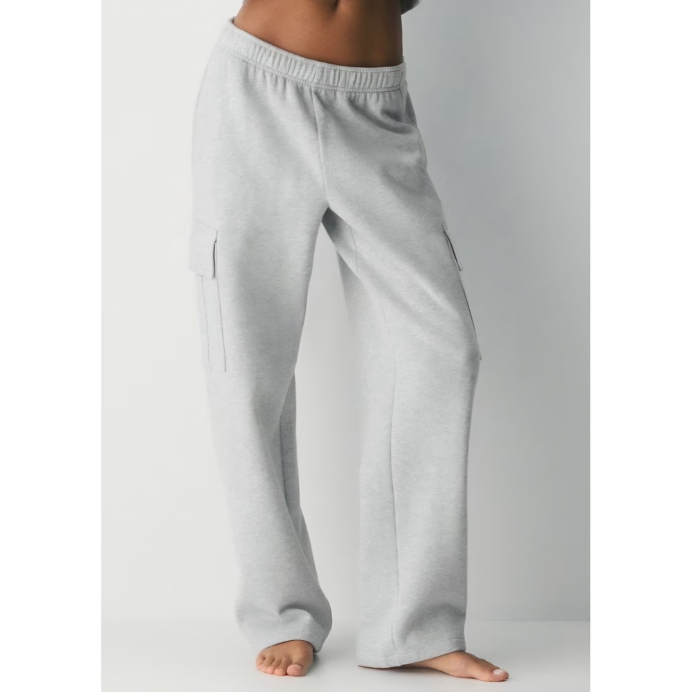 Aritzia Tna Cozy Fleece Cargo Sweatpants Light Heather Grey Wide Leg Joggers
